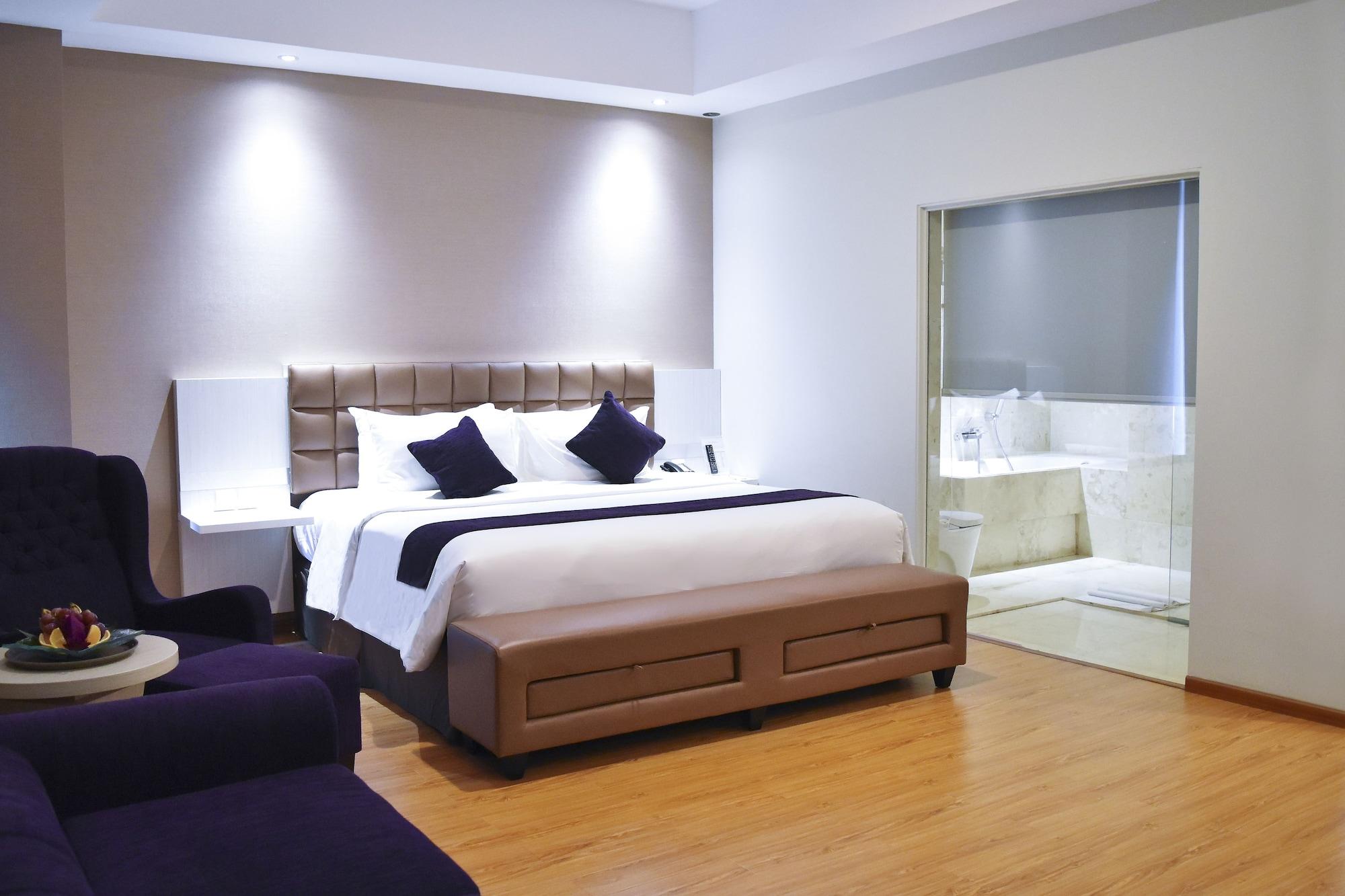 Platinum Hotel & Convention Hall Balikpapan Ngoại thất bức ảnh