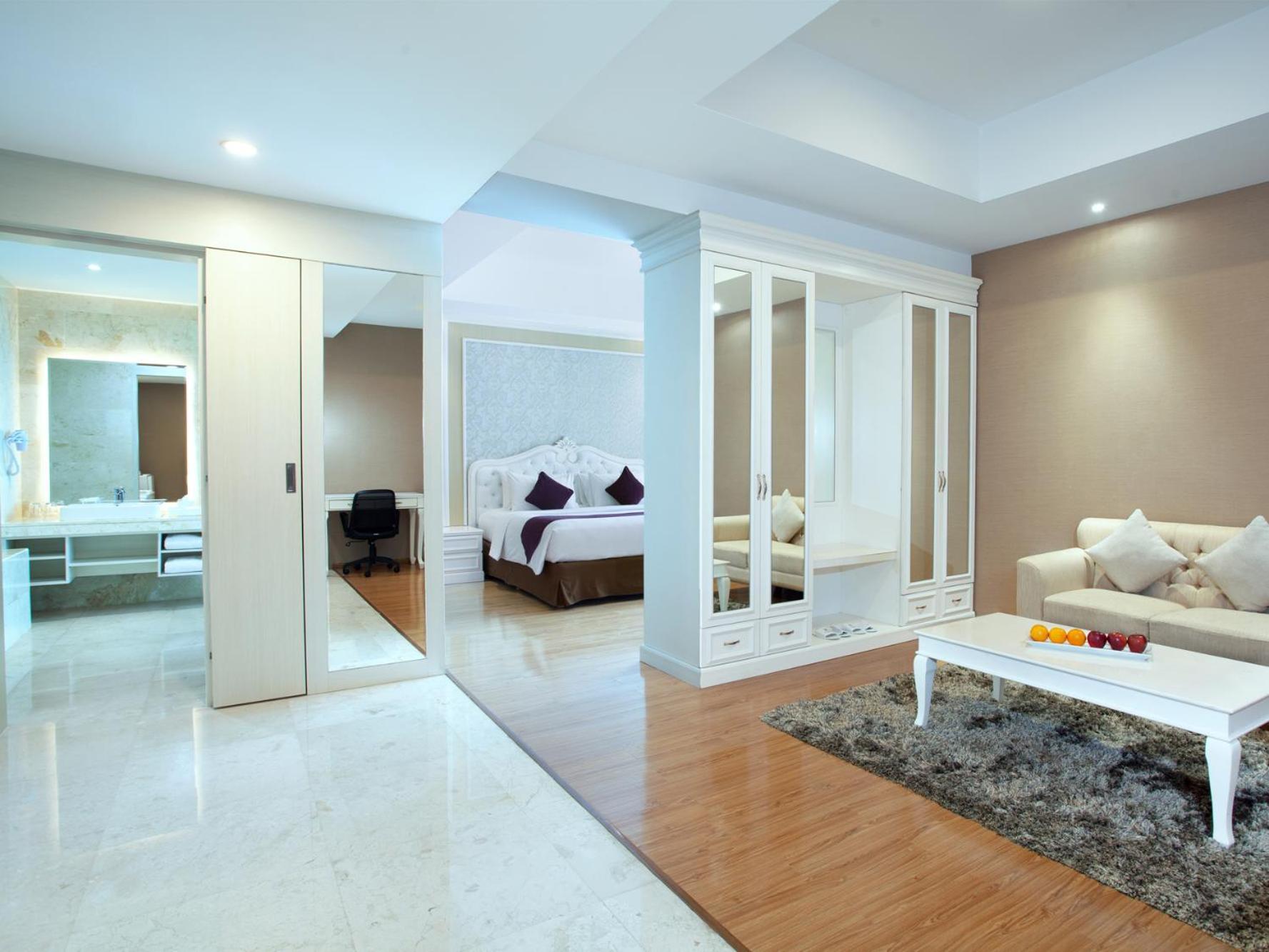 Platinum Hotel & Convention Hall Balikpapan Ngoại thất bức ảnh